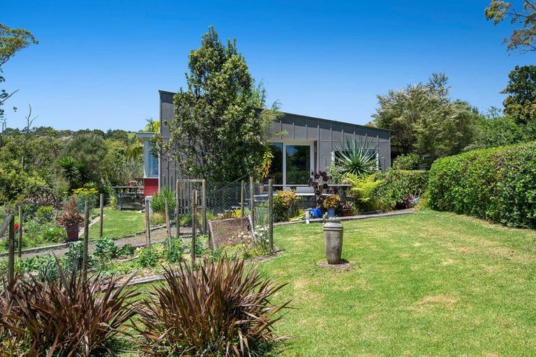 Photo of property in 56a Kaipara Coast Highway, Helensville, Kaukapakapa, 0871