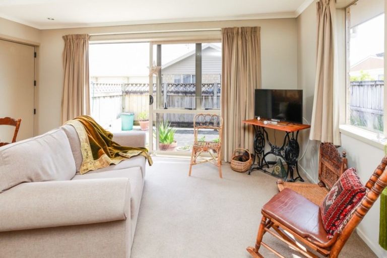 Photo of property in 7f Paterson Street, Frankton, Hamilton, 3204