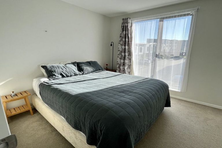 Photo of property in 12 Hinonga Loop, Silverdale, 0932