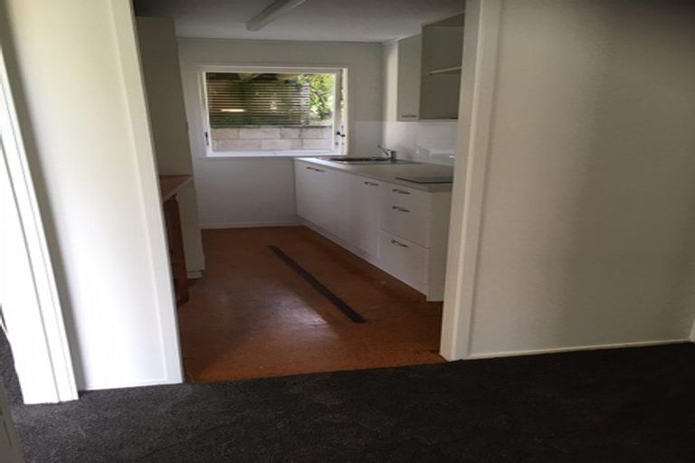 Photo of property in 4 Gerwyn Place, Pakuranga Heights, Auckland, 2010