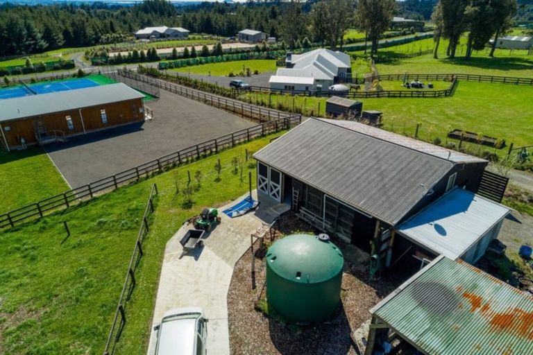 Photo of property in 11 Sarona Park Drive, Omanawa, Tauranga, 3171