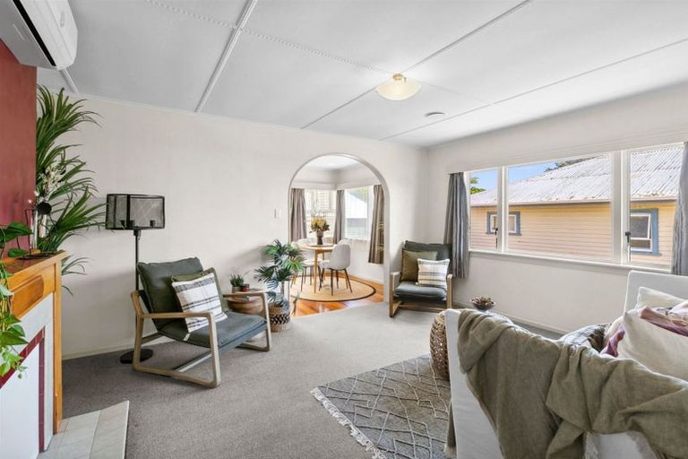 Photo of property in 326 Frankley Road, Ferndale, New Plymouth, 4310