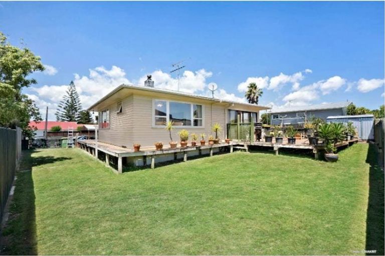 Photo of property in 6 Dreadon Road, Manurewa, Auckland, 2102