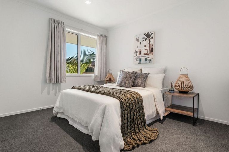 Photo of property in 4 Fender Close, Pyes Pa, Tauranga, 3112