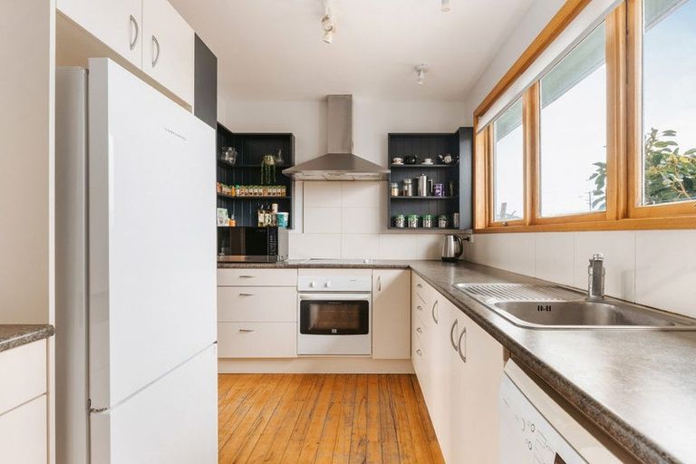 Photo of property in 8a Short Street, Otumoetai, Tauranga, 3110