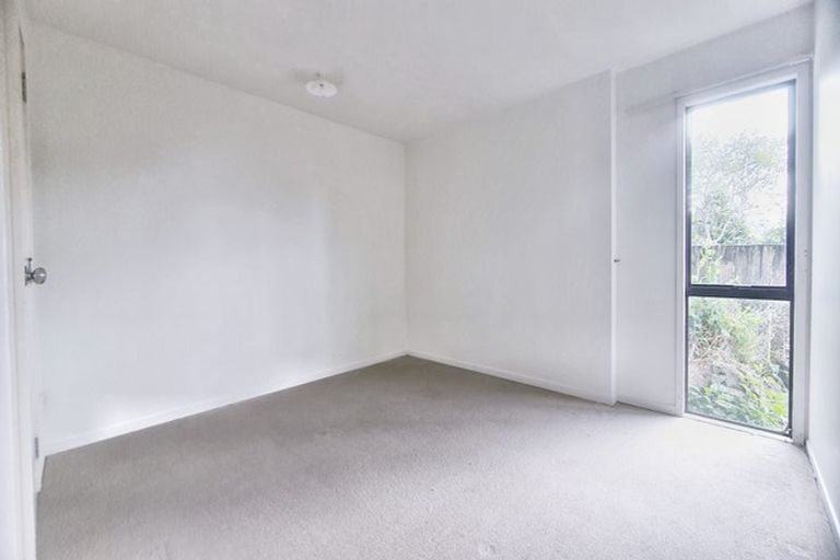 Photo of property in 24 Porowha Road, Westgate, Auckland, 0814
