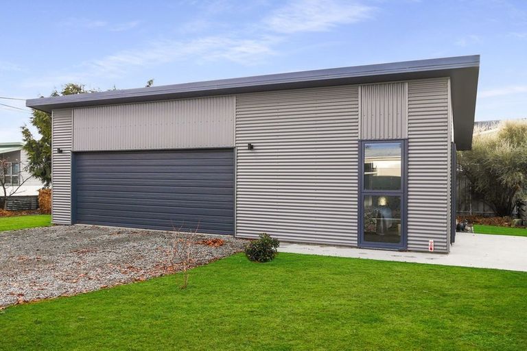 Photo of property in 21 Bendrose Place, Twizel, 7901
