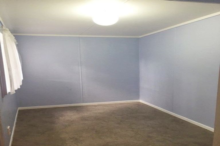 Photo of property in 85 Girrahween Drive, Totara Vale, Auckland, 0629