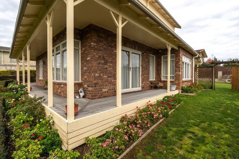 Photo of property in 5 Leyton Place, Nawton, Hamilton, 3200