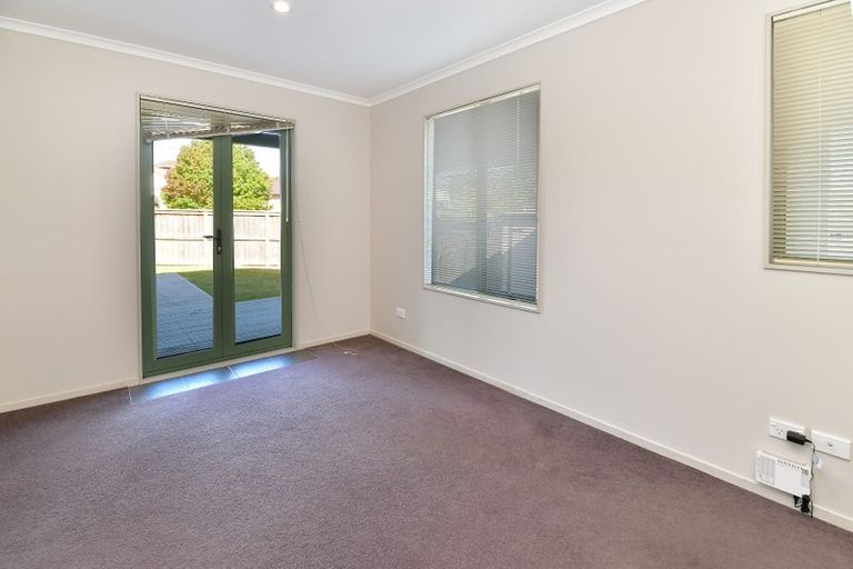 Photo of property in 61 Clea View, Gulf Harbour, Whangaparaoa, 0930