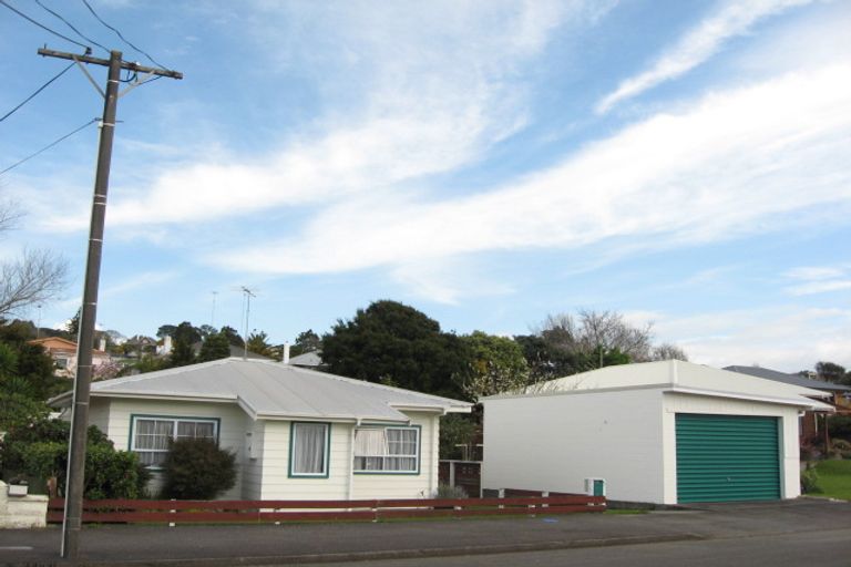 Photo of property in 5 Gaine Street, New Plymouth, 4310
