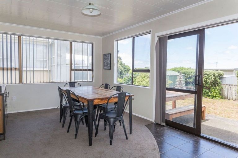 Photo of property in 67 Akitio Esplanade, Akitio, Pongaroa, 4991