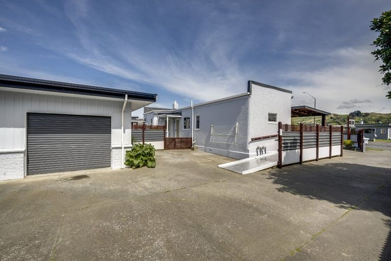 Photo of property in 1/404 Gloucester Street, Taradale, Napier, 4112
