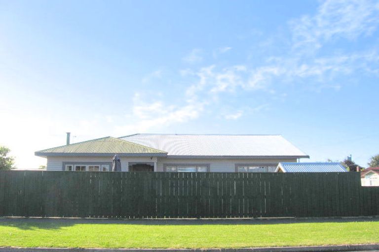 Photo of property in 10 Hunter Street, Te Hapara, Gisborne, 4010