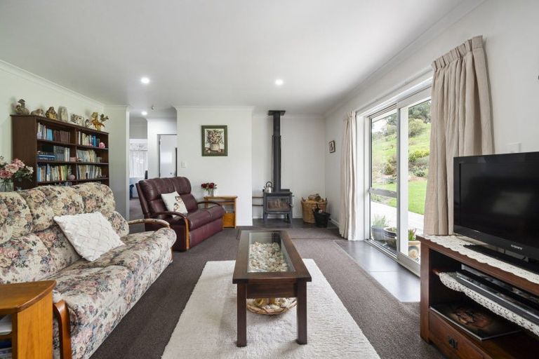 Photo of property in 120 East Mangahuia Road, Rangiwahia, Kimbolton, 4774