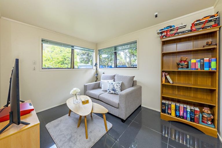 Photo of property in 4 Riksha Place, Conifer Grove, Takanini, 2112