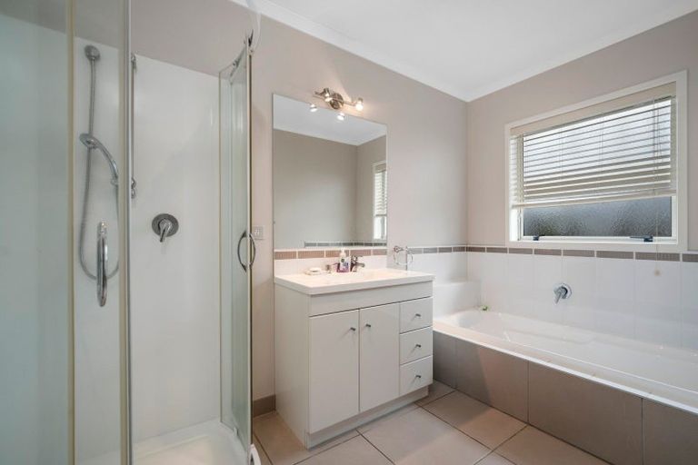 Photo of property in 29 Rosella Drive, Welcome Bay, Tauranga, 3112