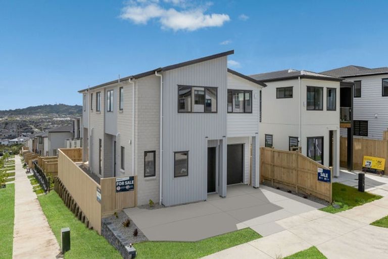 Photo of property in 2 Elevation Street, Flat Bush, Auckland, 2019