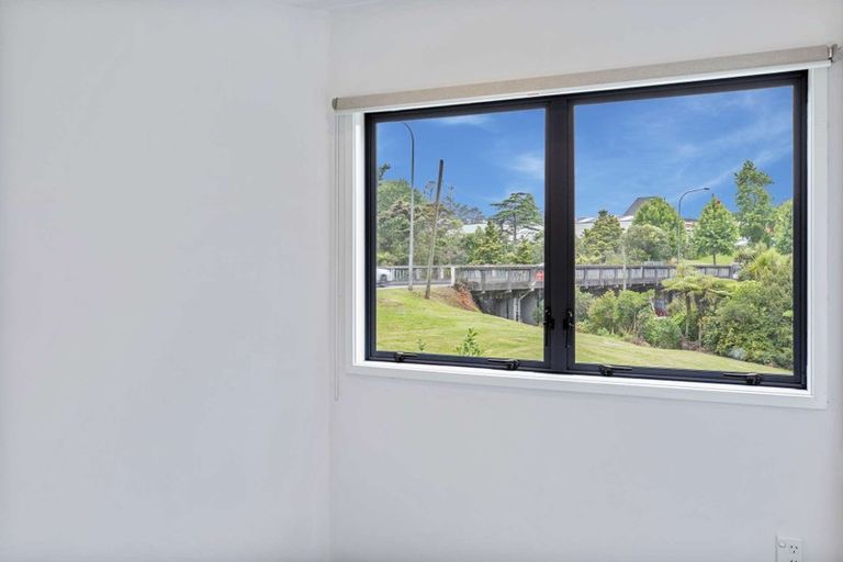 Photo of property in 20/3 The Avenue, Albany, Auckland, 0632