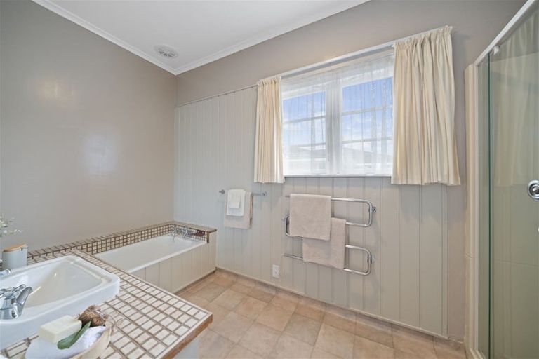 Photo of property in 296 College Street, West End, Palmerston North, 4410