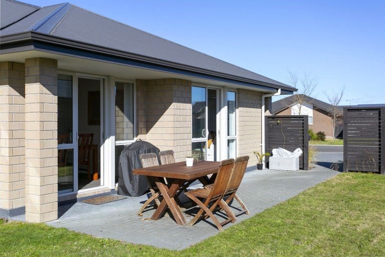 Photo of property in 22 Huka Heights Drive, Rangatira Park, Taupo, 3330