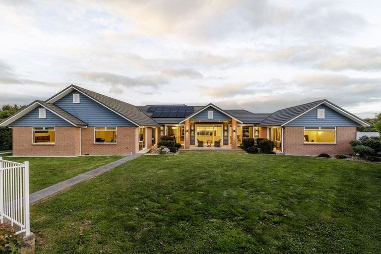 Photo of property in 9 Pukeko Grove, Cambridge, 3434