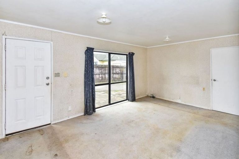 Photo of property in 27 Horlicks Place, Randwick Park, Auckland, 2105