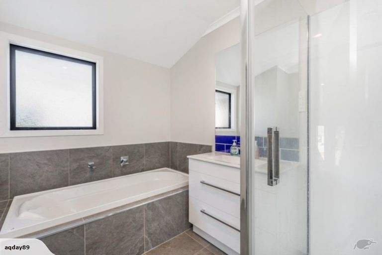 Photo of property in 138a Tuhikaramea Road, Dinsdale, Hamilton, 3204