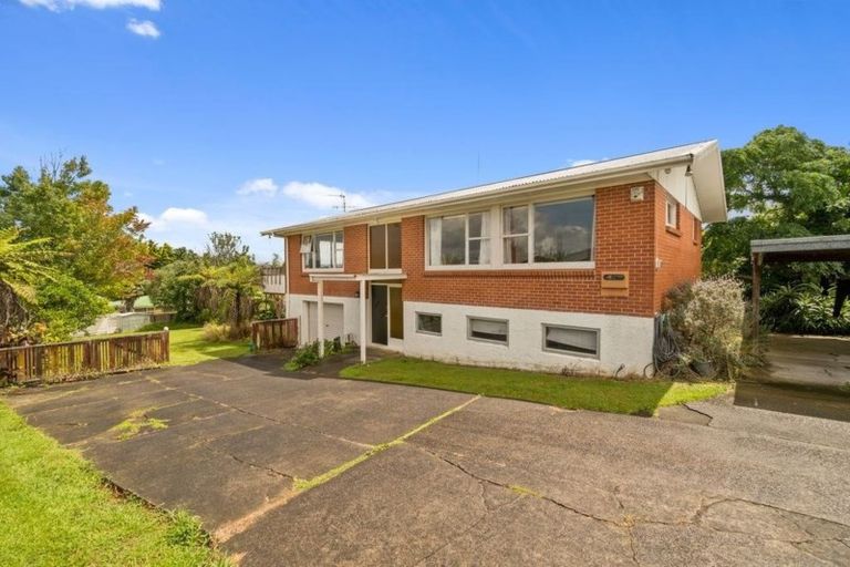 Photo of property in 33 School Road, Te Atatu South, Auckland, 0610