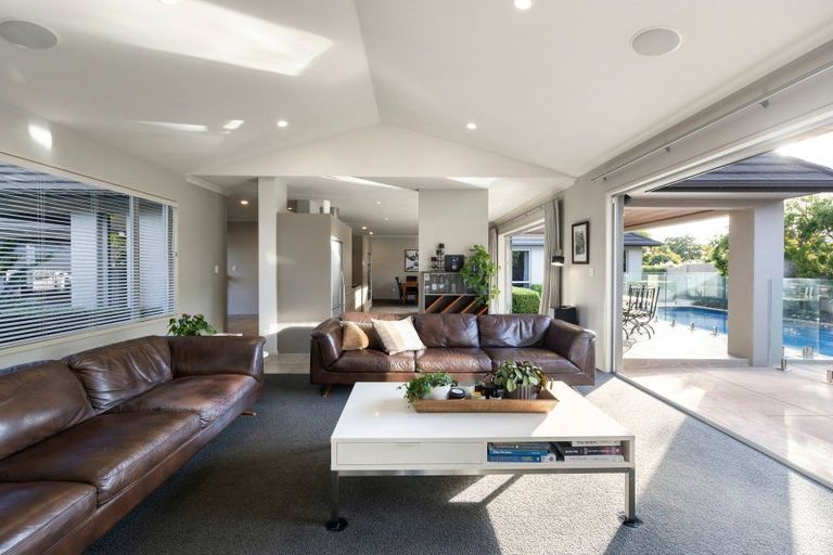 Photo of property in 9 The Esplanade, Huntington, Hamilton, 3210