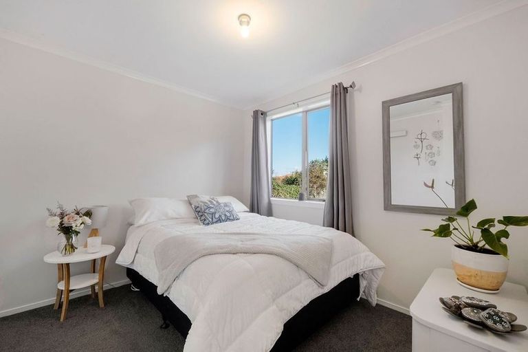 Photo of property in 900b Whangaparaoa Road, Manly, Whangaparaoa, 0930