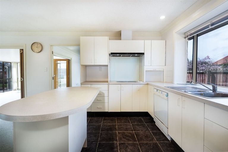 Photo of property in 5 Goya Place, Bishopdale, Christchurch, 8051
