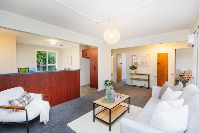 Photo of property in 8 Austin Place, Awapuni, Palmerston North, 4412