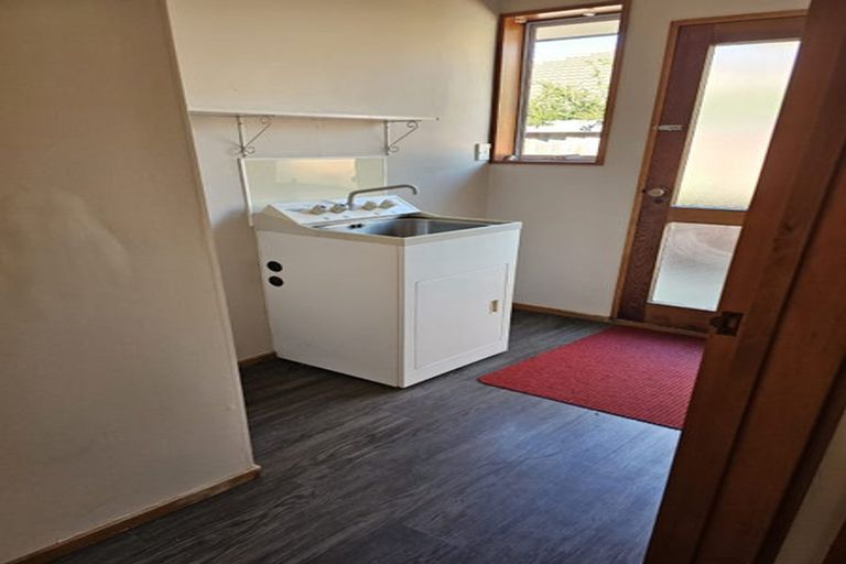 Photo of property in 97 Racecourse Road, Sockburn, Christchurch, 8042