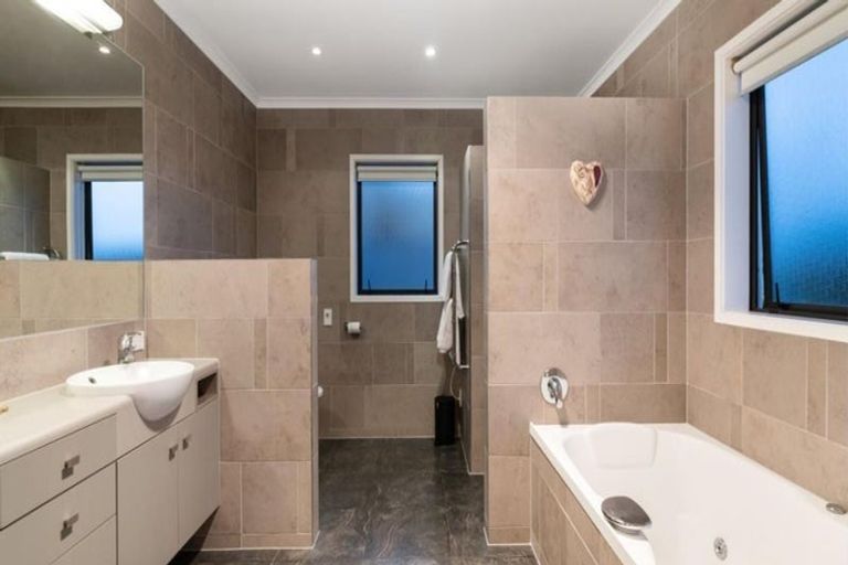 Photo of property in 41 Santa Maria Key, Papamoa Beach, Papamoa, 3118