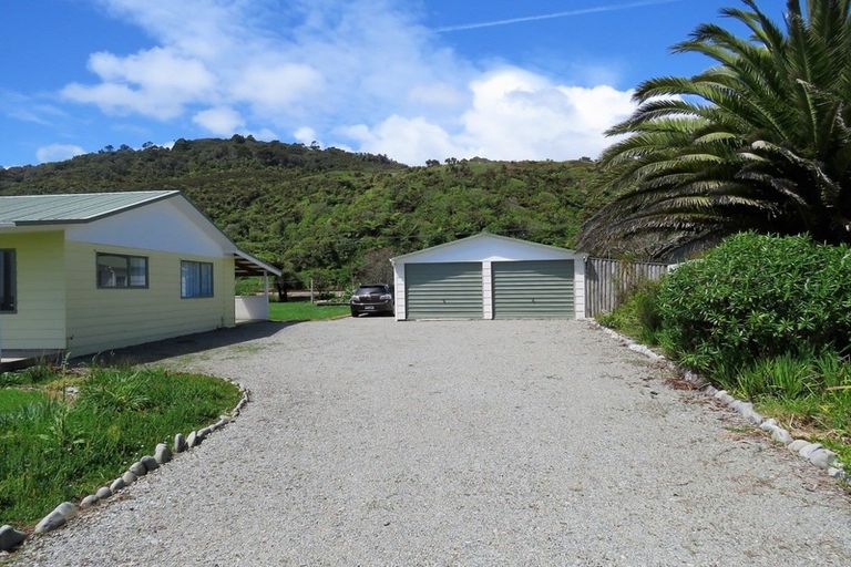 Photo of property in 166a Torea Street, Granity, 7823