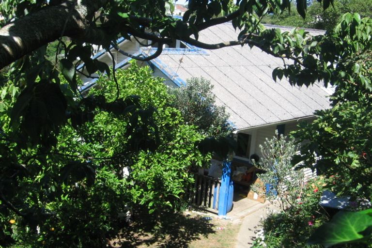 Photo of property in 34 Garden Road, Northland, Wellington, 6012