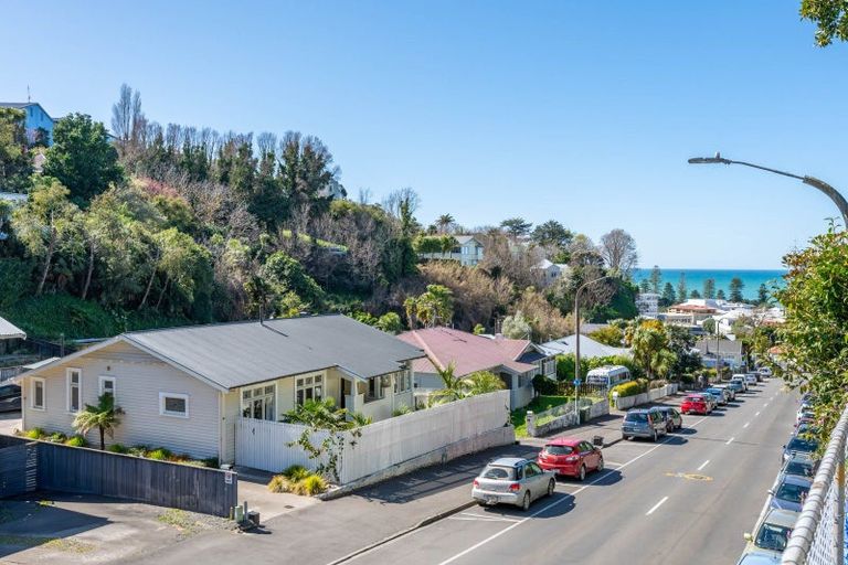 Photo of property in 53 Shakespeare Road, Bluff Hill, Napier, 4110