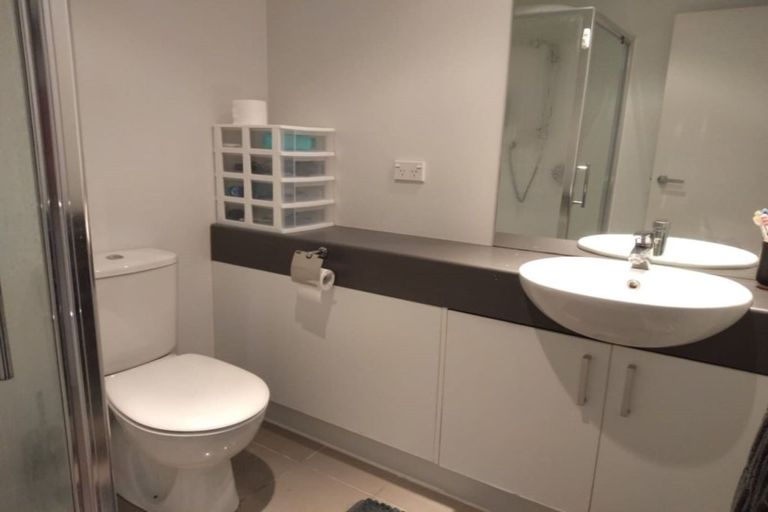 Photo of property in 7e/60 Masons Road, Oteha, Auckland, 0632