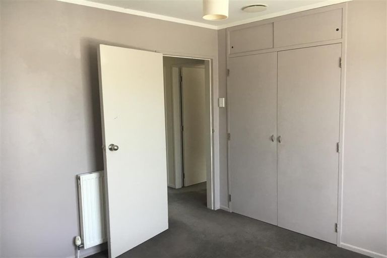 Photo of property in 13 Clapham Grove, Stokes Valley, Lower Hutt, 5019