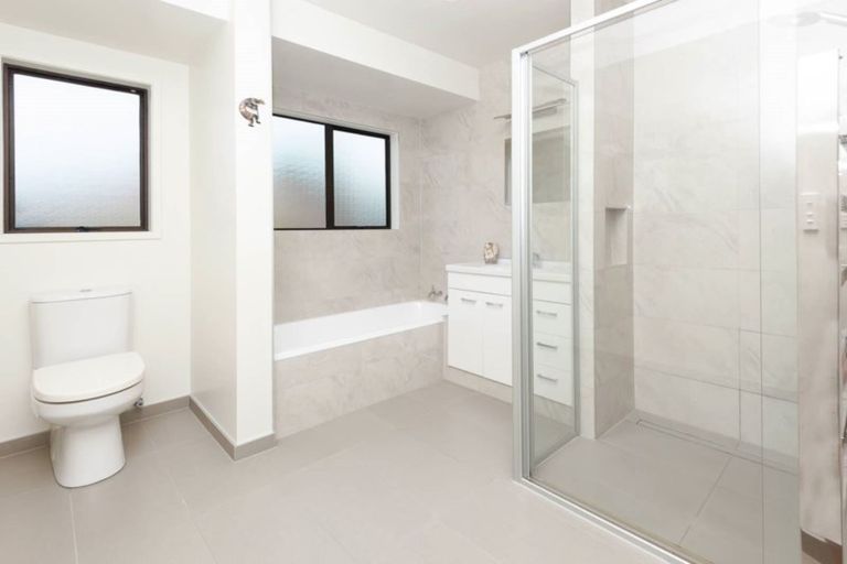 Photo of property in 3/107 Moore Street, Howick, Auckland, 2014