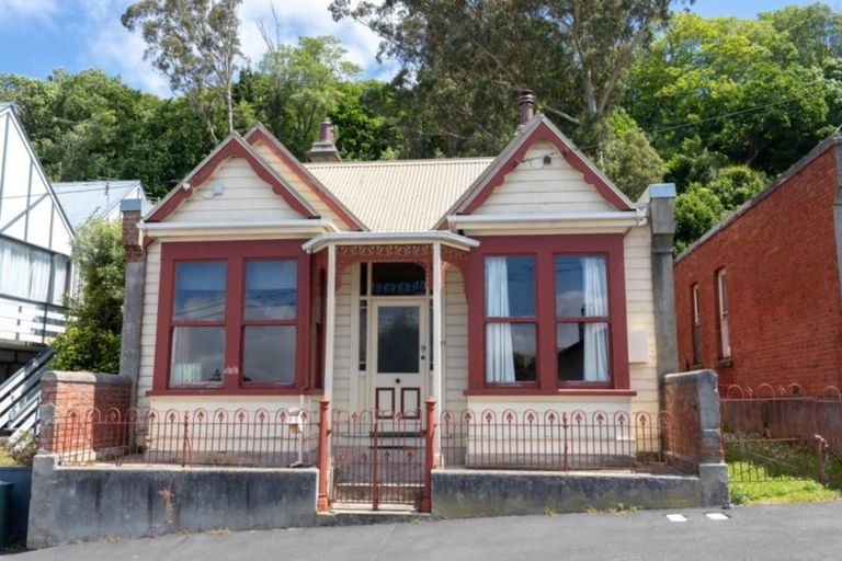 Photo of property in 97 Maitland Street, Dunedin Central, Dunedin, 9016