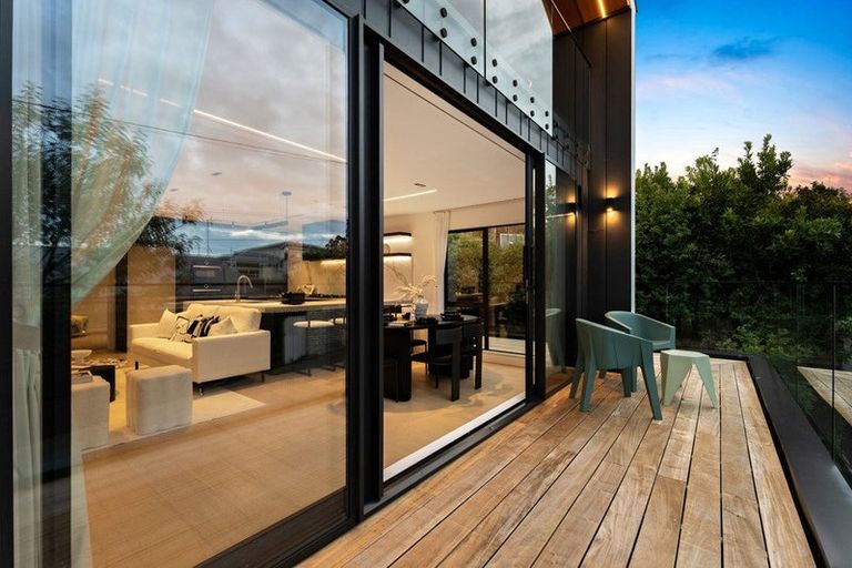 Photo of property in 47d Hastings Road, Mairangi Bay, Auckland, 0630