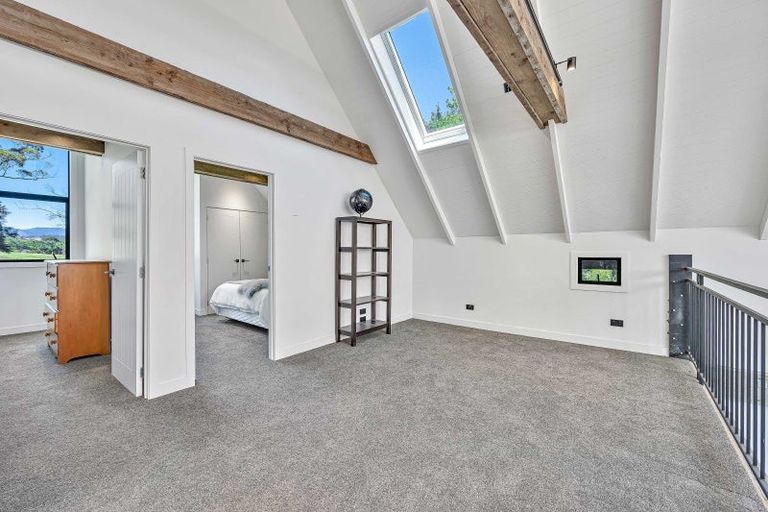 Photo of property in 377 Clevedon Kawakawa Road, Clevedon, Papakura, 2585