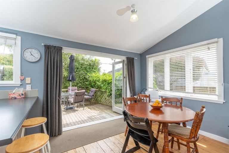 Photo of property in 1a Mahana Road, St Andrews, Hamilton, 3200