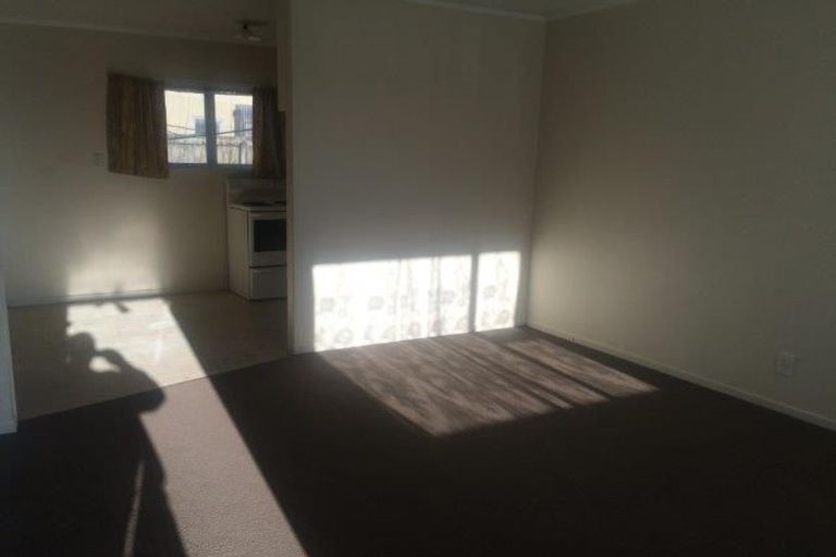 Photo of property in 1/124 Station Road, Papatoetoe, Auckland, 2025