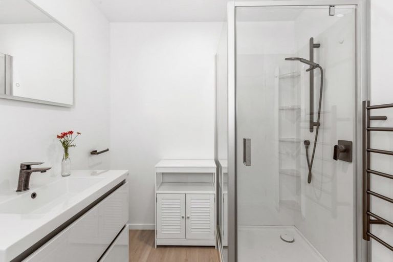 Photo of property in 51a-b Faraday Street, Hospital Hill, Napier, 4110