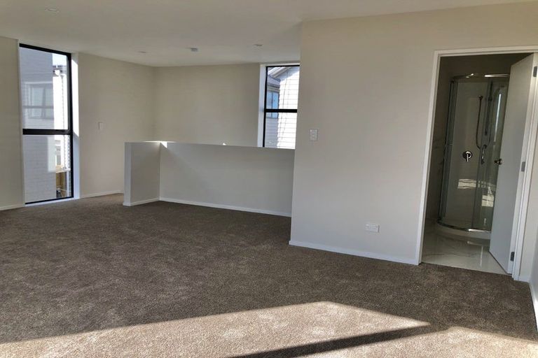 Photo of property in 14b Hollowout Street, Takanini, 2112