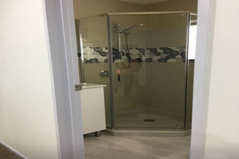 Photo of property in 65a Alfriston Road, Manurewa East, Auckland, 2102