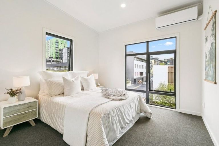 Photo of property in Mendosa Terraces Apartments, 31/9 Ebor Street, Te Aro, Wellington, 6011